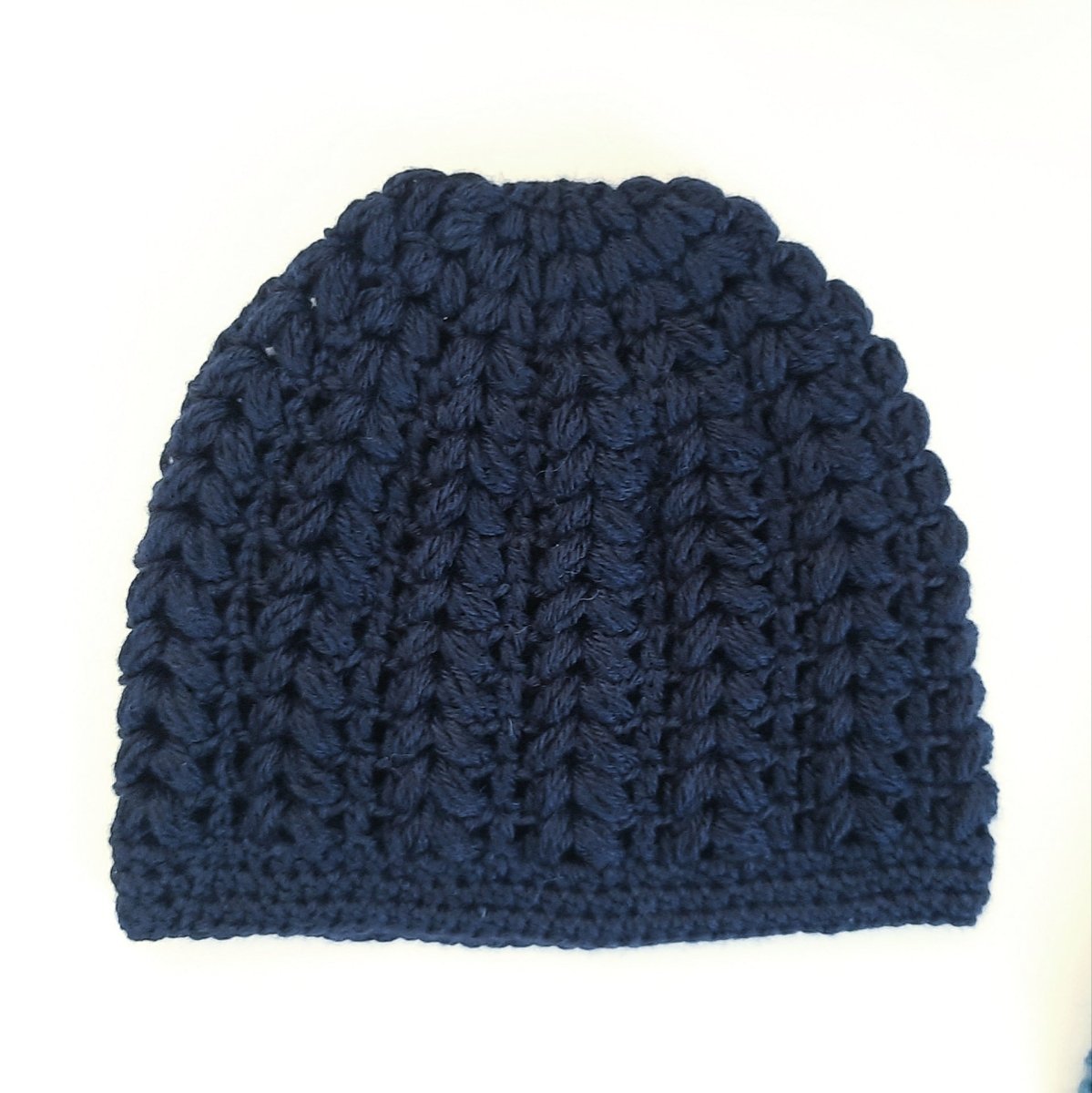 Berretto donna lana Pouff artigianale uncinetto - toni del blu - Elenaq Accessori & Co