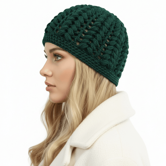 Berretto donna lana Pouff artigianale uncinetto - verde - Elenaq Accessori & Co