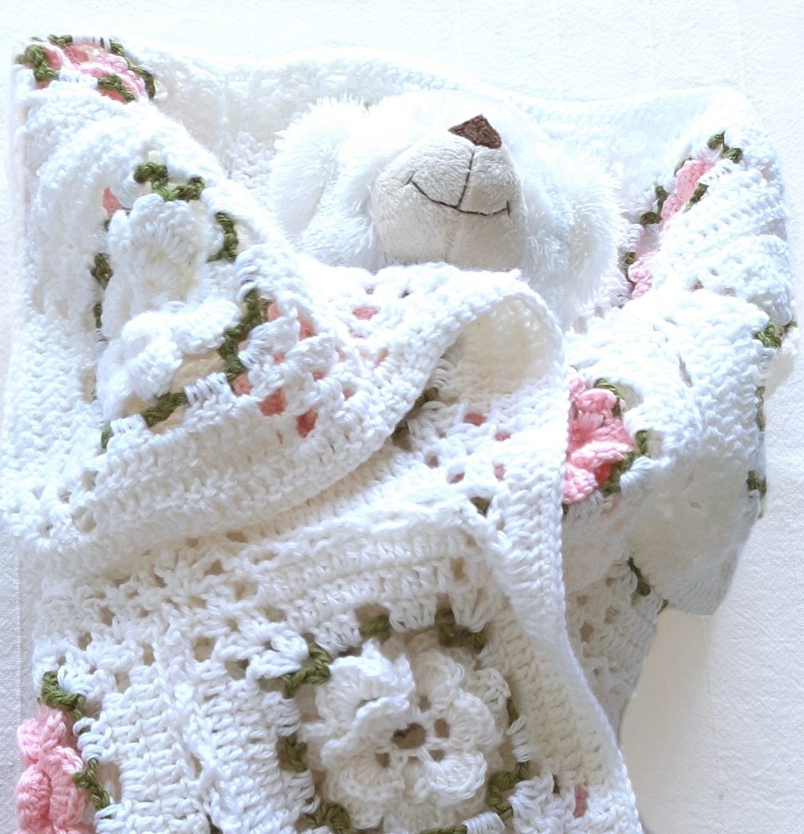 Copertina neonata lana fiori rose lana artigianale uncinetto "blooming rose" - Elenaq Accessori & Co