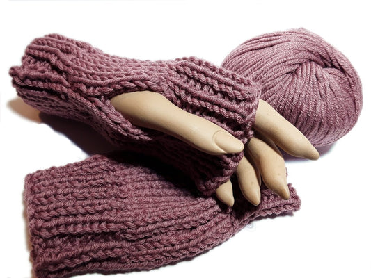 Guanti scaldamani senza dita realizzati a mano a maglia Rosa Antico Scuro - Elenaq Accessori & Co