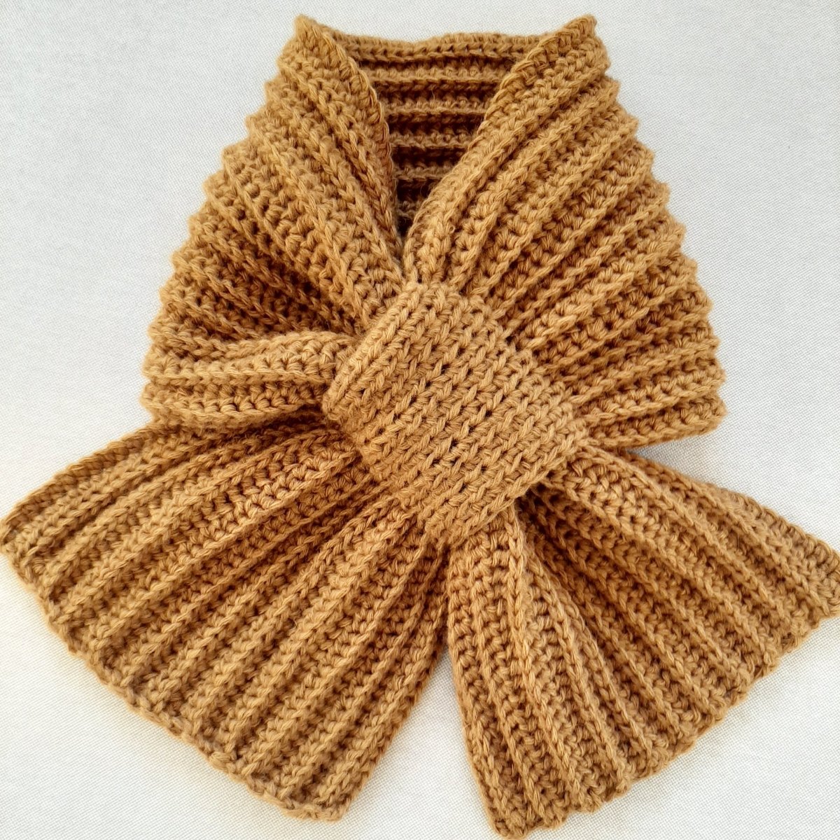 Sciarpa cravatta unisex artigianale uncinetto SENAPE - Elenaq Accessori & Co